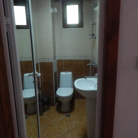 Hotel Хотел Гнездото На Орлите 2*
