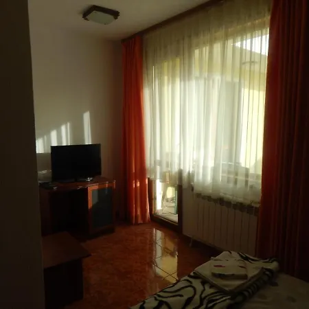 Хотел Гнездото На Орлите Hotel 2*